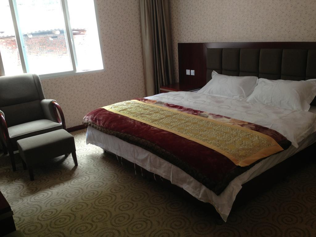 Jiuzhaigou Man Jiang Hong Hotel ג'יוג'איגואו חדר תמונה